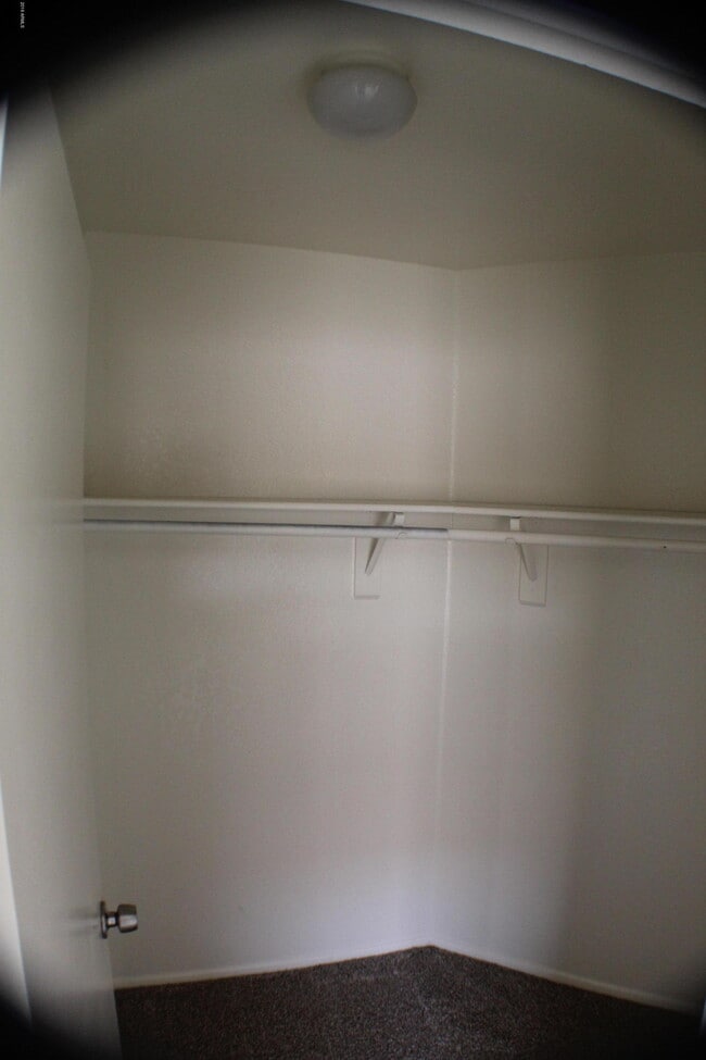 Building Photo - 8664 N 107th Dr