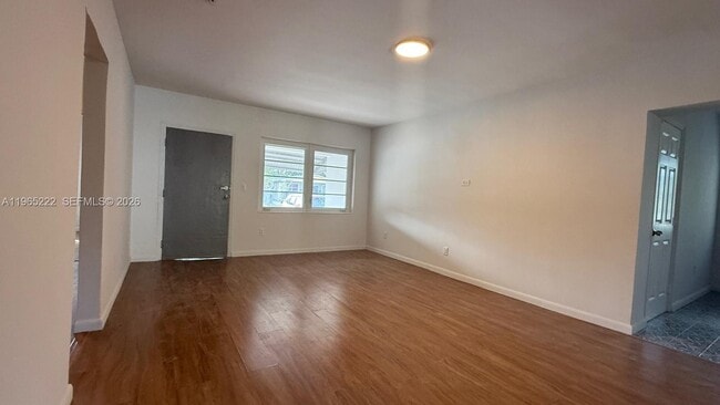 Building Photo - 4765 N Miami Ave