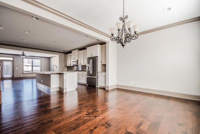 Building Photo - 1435 Druid Manor Blvd