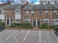 Building Photo - 116 Fairmont Pl
