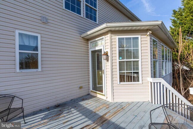 Building Photo - 180 Muirfield Ct