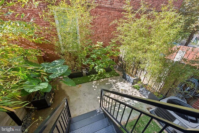 Building Photo - 1842 North Capitol St NW