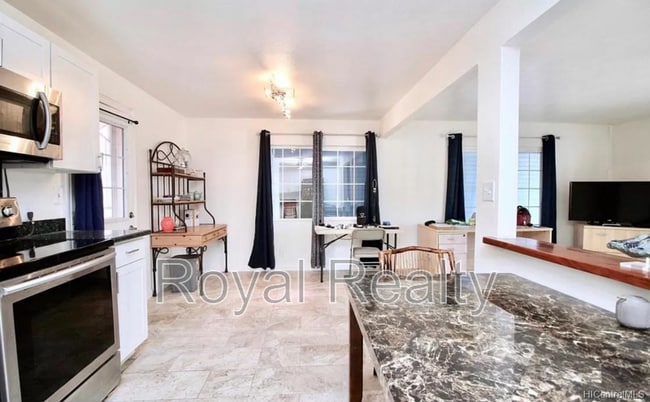 Building Photo - 85-059 Waianae Valley Rd