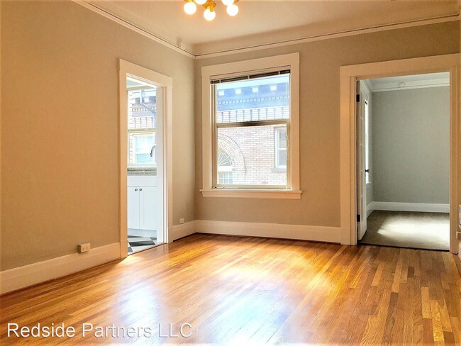 Building Photo - 417 13th Ave E