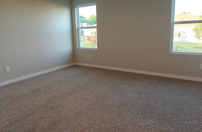 Master bed - 10809 S 178th Ave