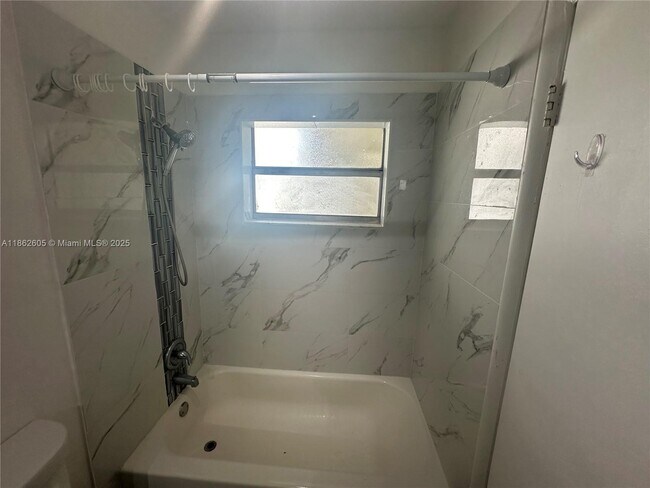 Building Photo - 3536 NE 168th St