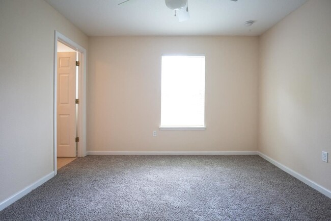 Building Photo - 4434 Gearhart Rd