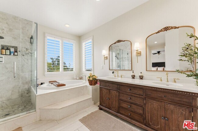 Building Photo - 11564 Apulia Ct