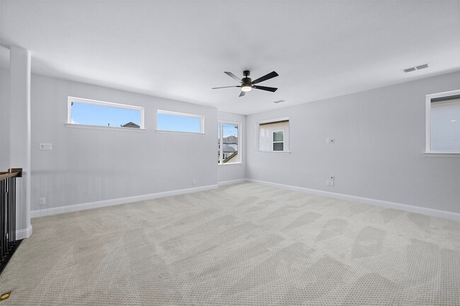 Building Photo - 1173 Rochester Pl