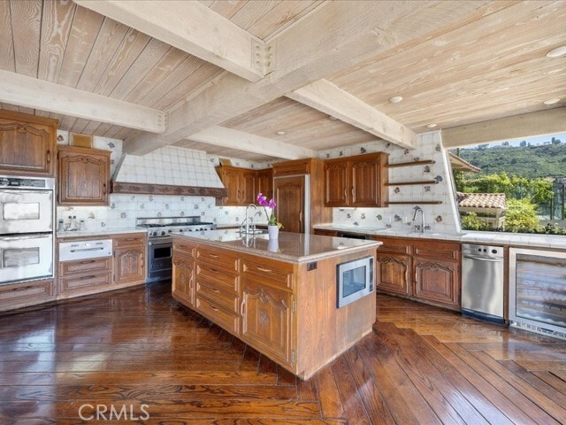 Building Photo - 709 Paseo Del Mar