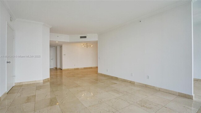 Building Photo - 21055 Yacht Club Dr