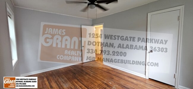 Building Photo - 1528 S Park Ave