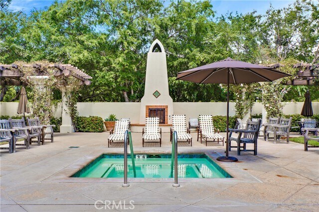 Building Photo - 115 CAPEBERRY