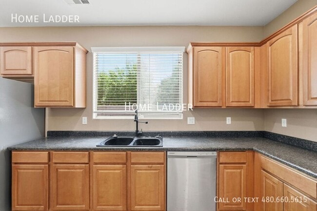 Building Photo - 45575 W Keller Dr