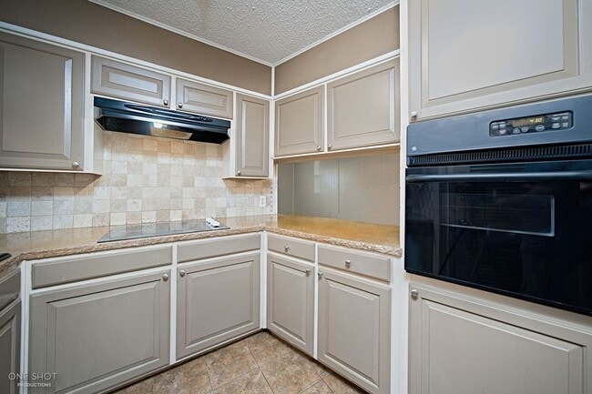 Building Photo - 4613 N 2nd St