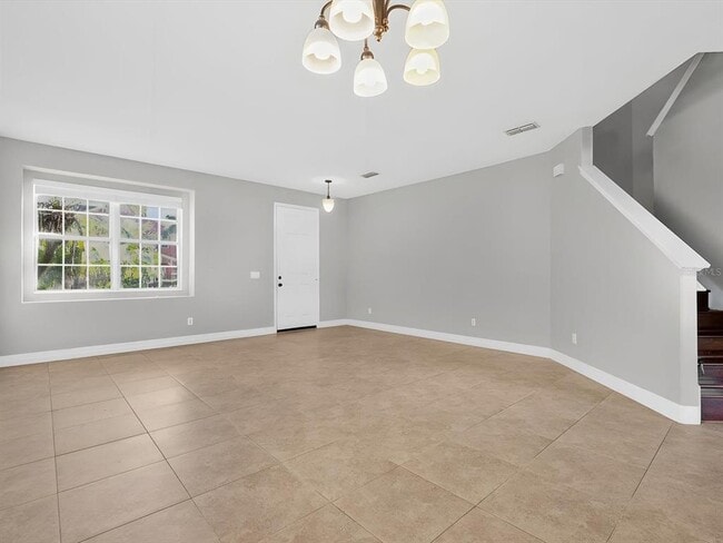 Building Photo - 2274 Geneva Dr