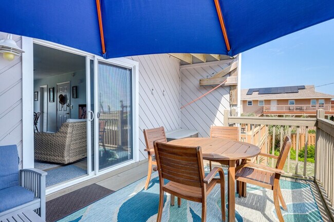 Building Photo - 1032 N Fletcher Ave