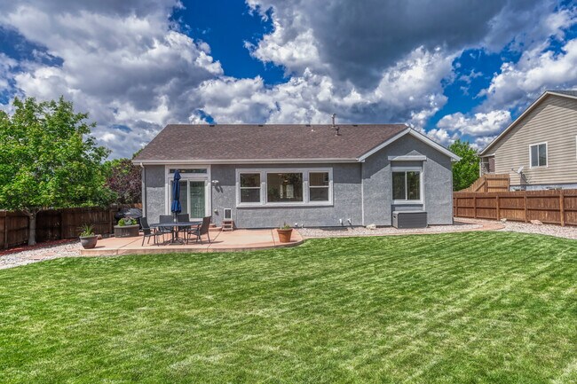 Building Photo - 14707 Allegiance Dr