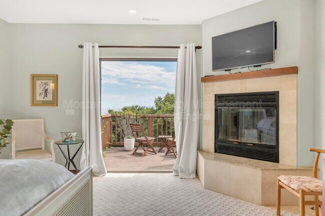Building Photo - 287 Laureles Grade