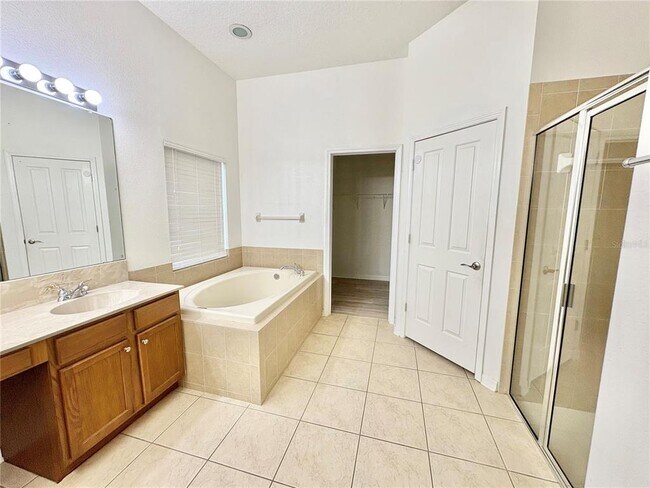 Building Photo - 9107 63rd Ct E