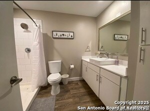 Building Photo - 743 Byrnes Dr