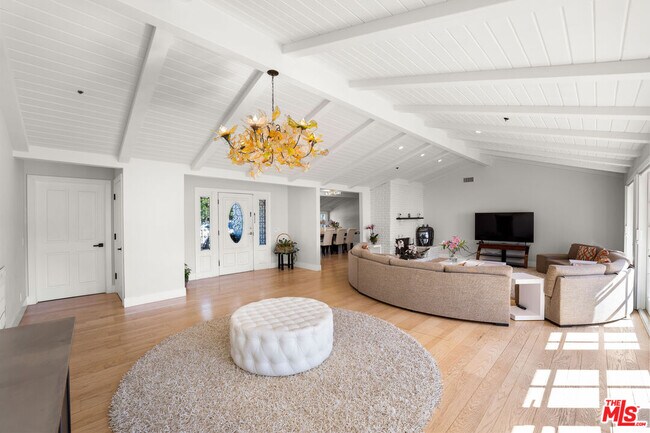 Building Photo - 23628 Long Valley Rd