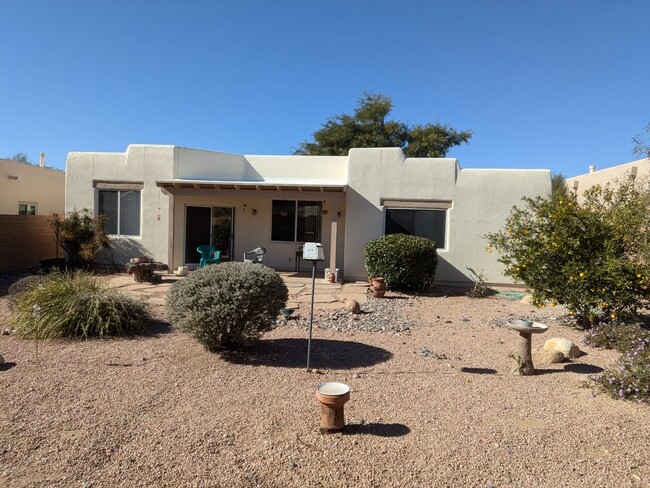 Building Photo - Oro Valley Rental