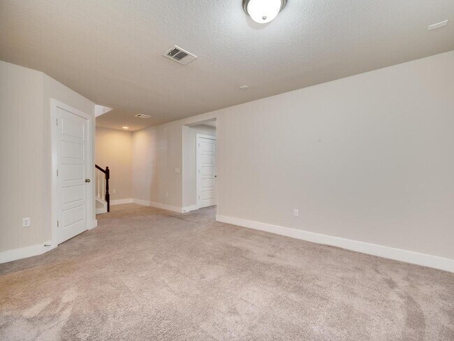 Building Photo - 305 Bridgeford Dr