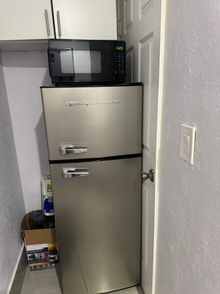 Building Photo - 4181 NW 34th Way