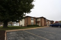 Building Photo - Chalet Apartments