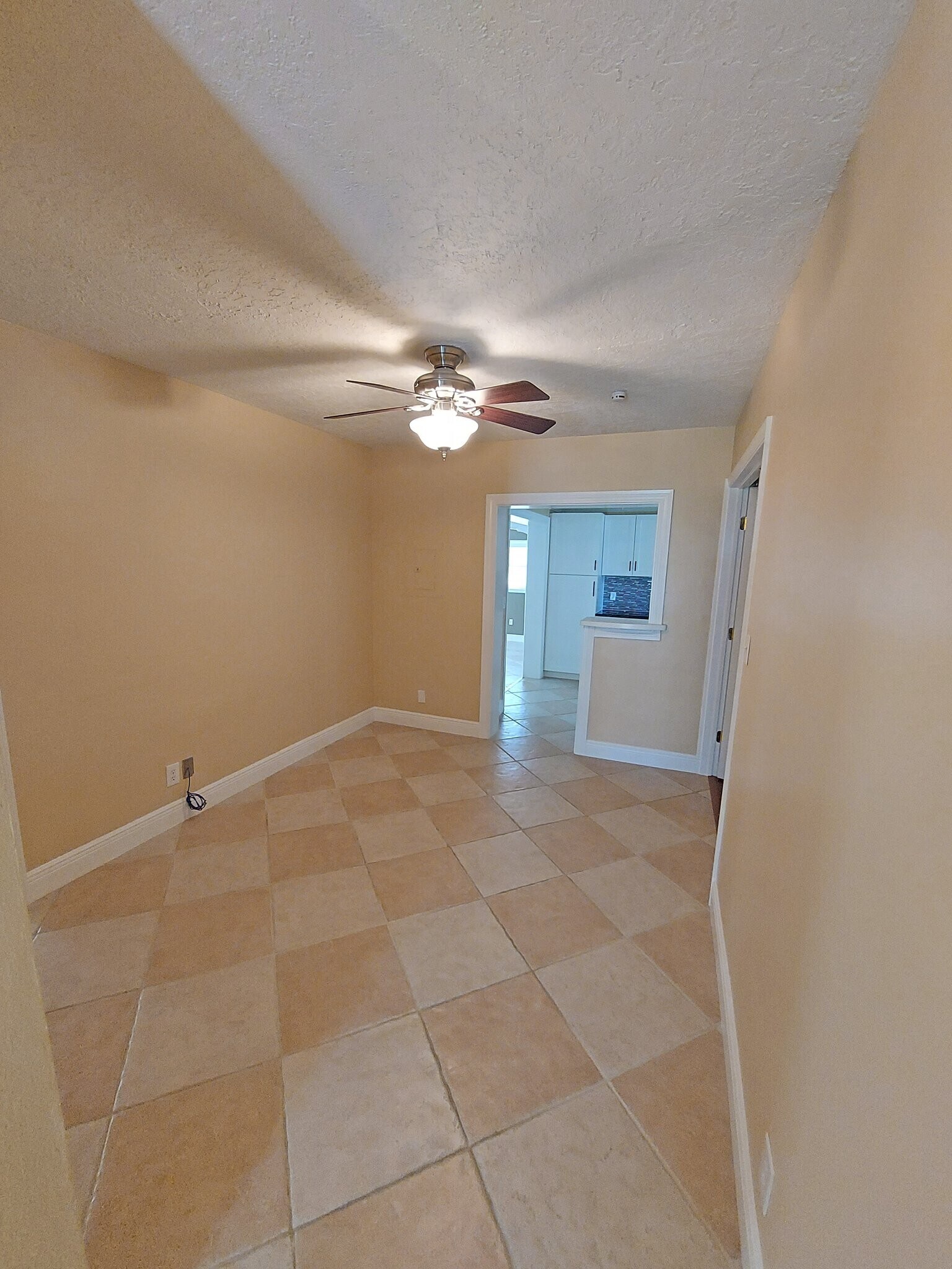 Building Photo - 344 Vesta Cir