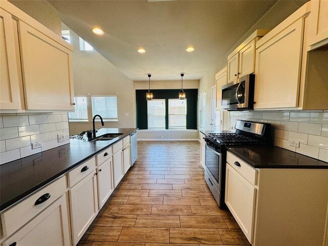 Building Photo - 718 Nautical Lp