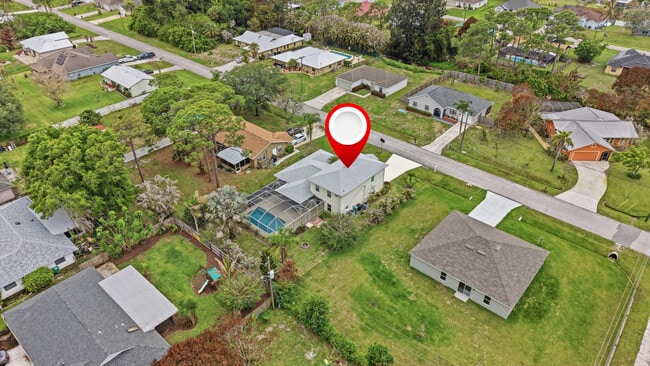 Building Photo - 1707 SE Manth Ln