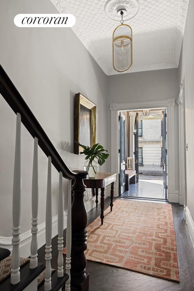 Building Photo - 57 Middagh St