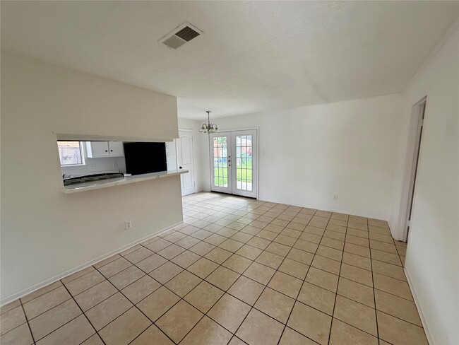 Building Photo - 12818 Segrest Dr