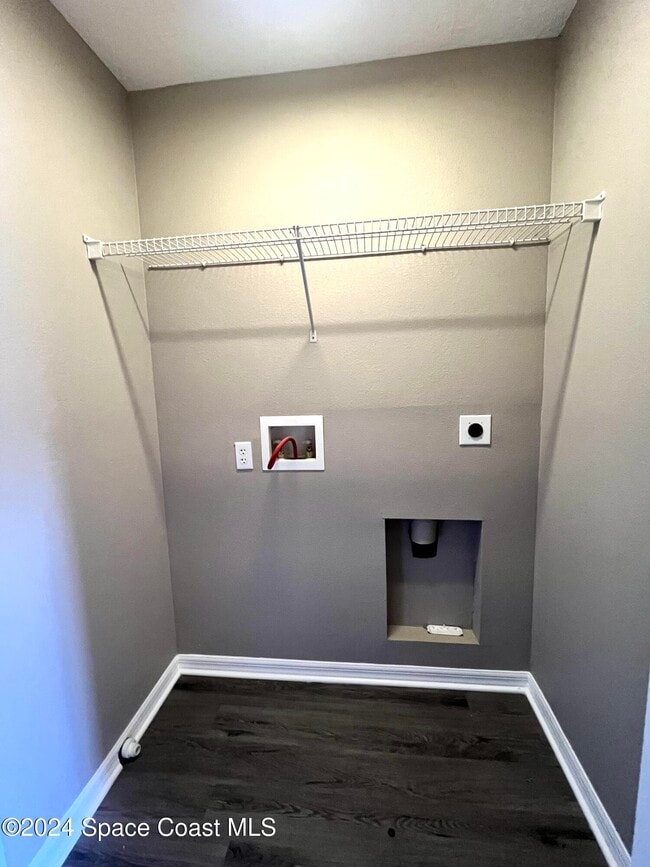 Building Photo - 1368 Hampton Park Ln