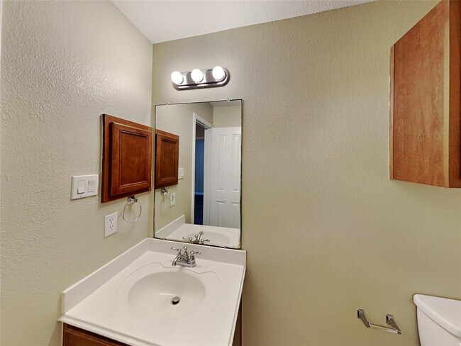 Building Photo - 8034 Singing Sonnet Ln