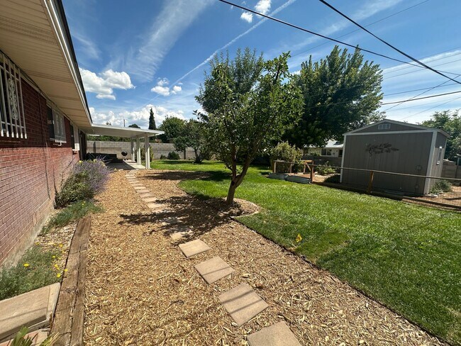 Building Photo - 7500 Mcnerney Ave NE