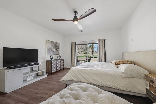 Building Photo - 48535 Vía Encanto