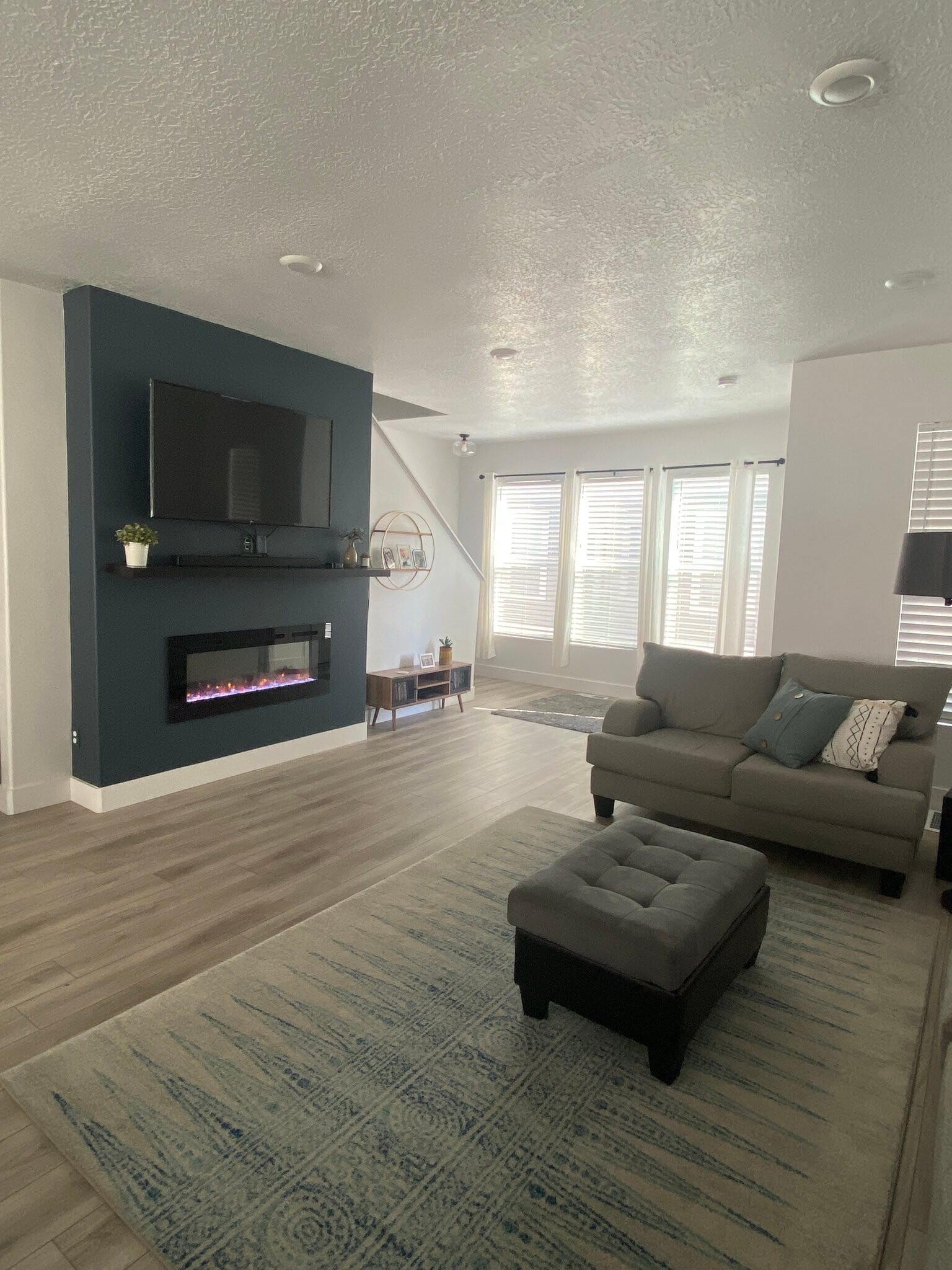 Building Photo - 4726 Hillhouse Cv