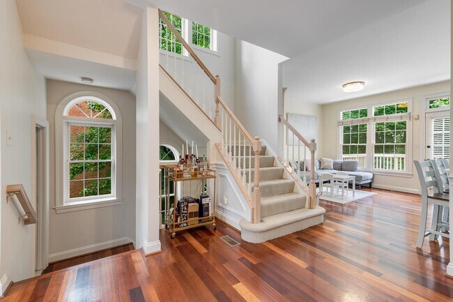 Building Photo - 11426 Summer House Ct