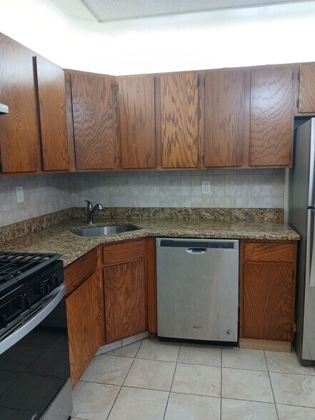 Stainless Steel Dishwasher - 215 Rachel Ct