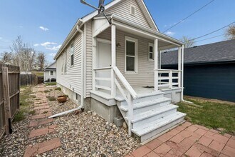 Building Photo - Next to Dog Bar!