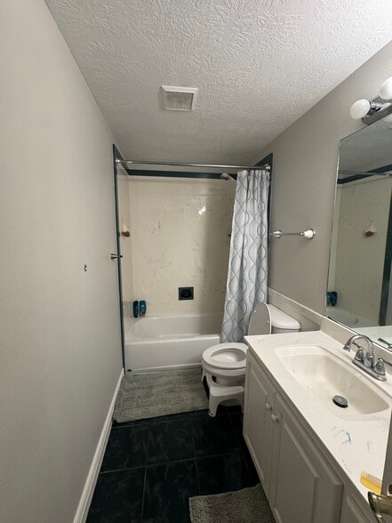 Building Photo - 163 N Stone Mountain Dr