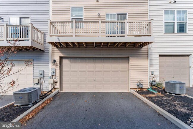 Building Photo - 14302 Potomac Heights Ln