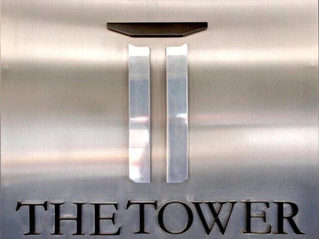 Building Photo - 500 Throckmorton St