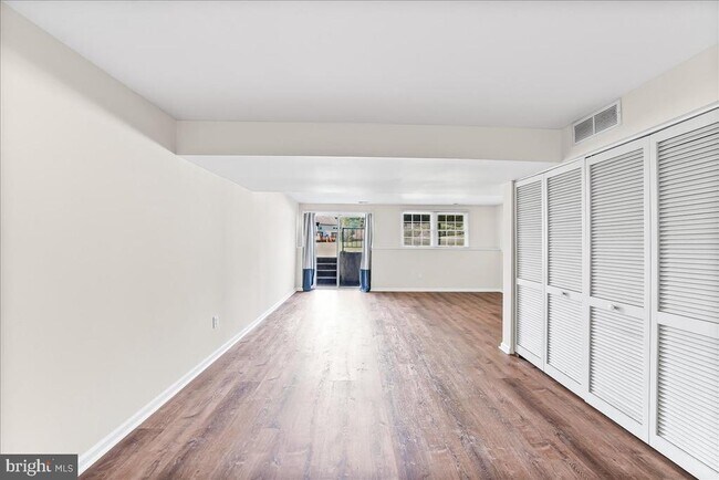 Building Photo - 506 Dunbarton Ct