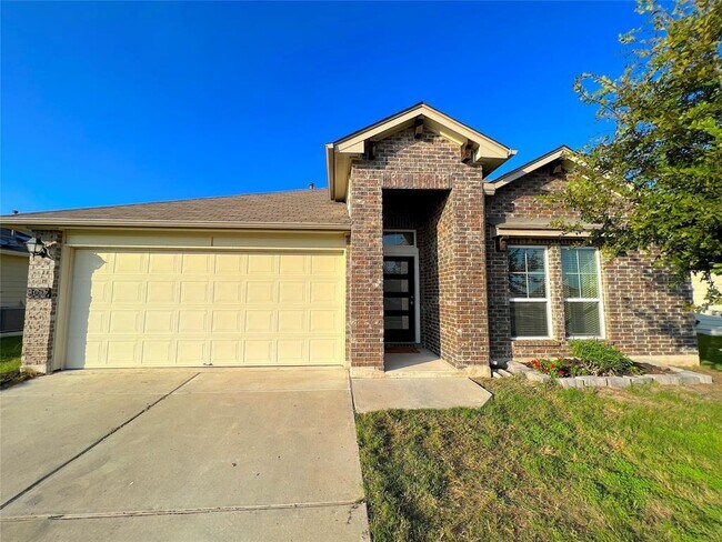 Building Photo - 802 Mitchell Dr