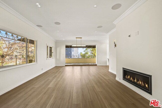 Building Photo - 1326 Londonderry View Dr