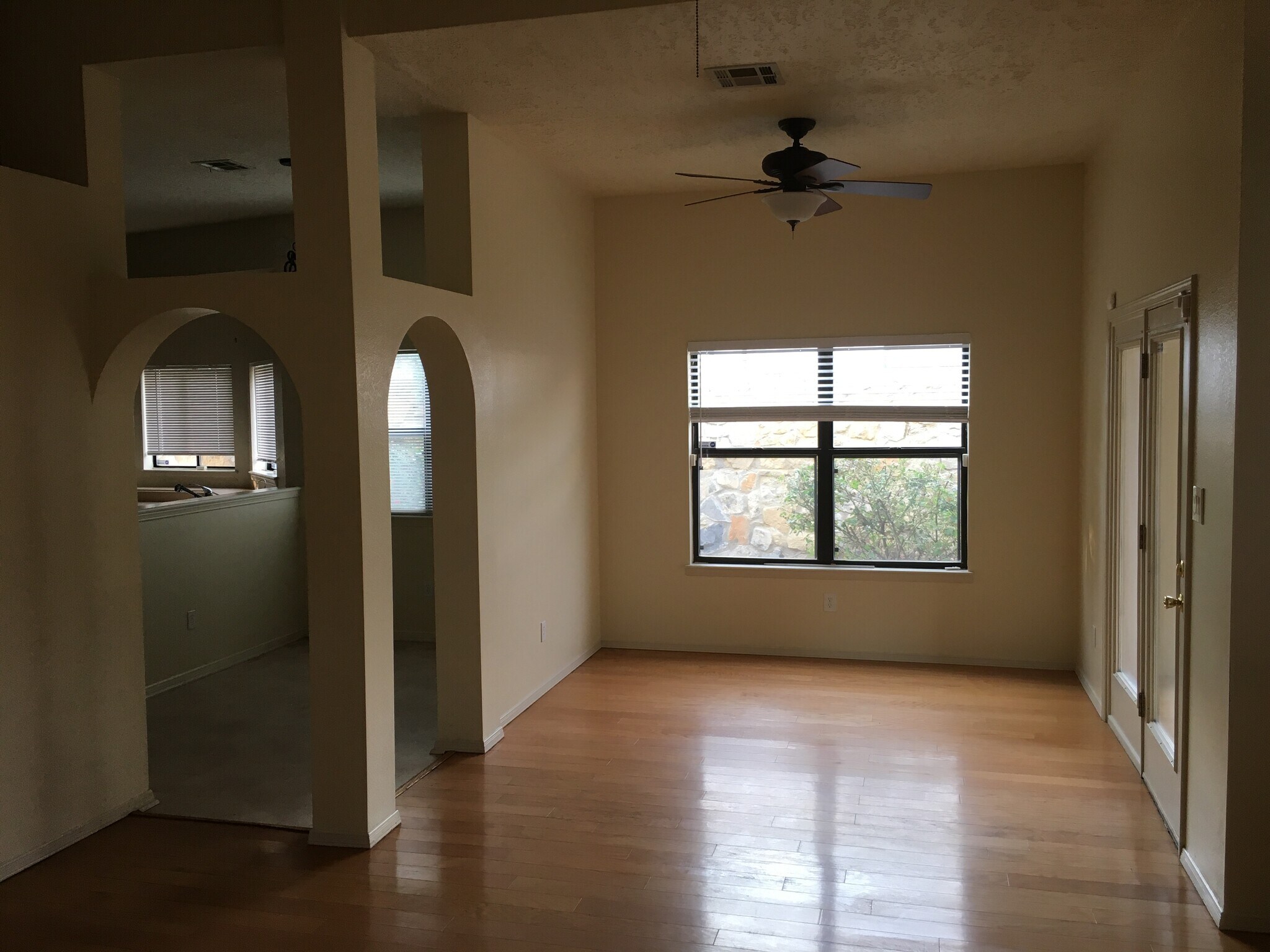 Building Photo - 5036 Shadow Mountain Rd